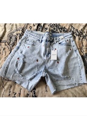 NWT Judy Blue Size 1XL High Waist Denim Shorts Light Blue Embroidered Cherries